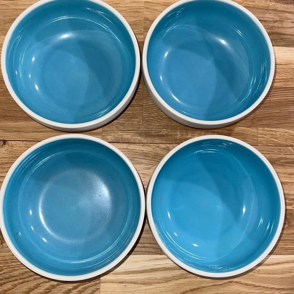 Set of 4 Crate & Barrel Brio Blue White Cereal Soup Bowls Stackable